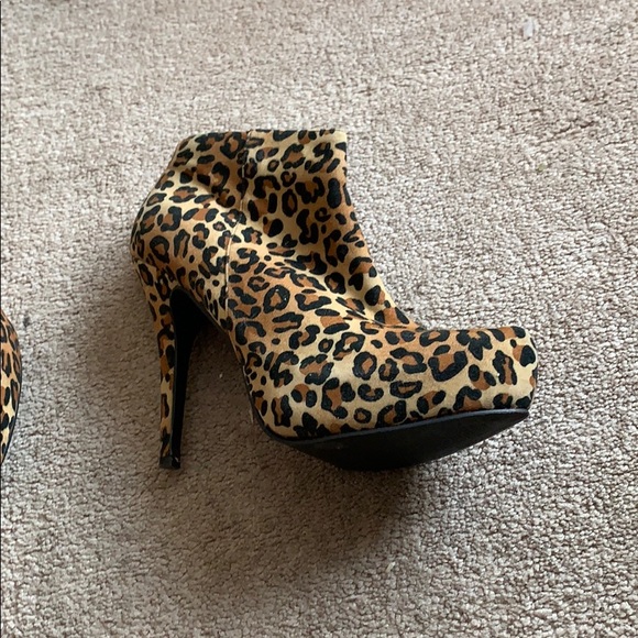 Leopard print - Picture 2 of 2